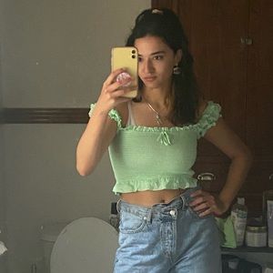 Meet your Posher, Joelle